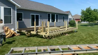 what-to-consider-when-hiring-a-deck-builder